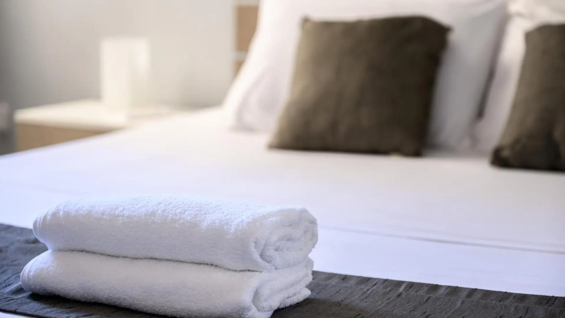F9 Room 1, Private Double Room With Private Bathroom In Shared Flat Мсида 0*,