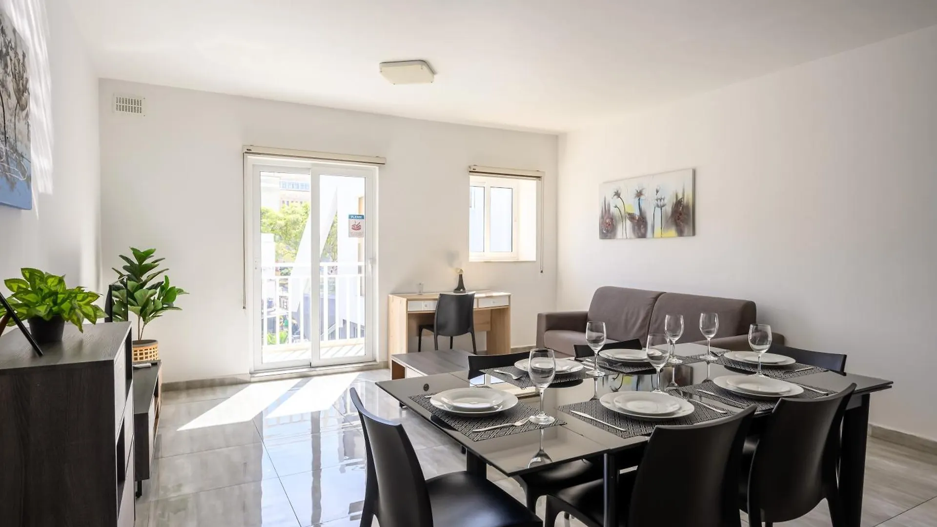 F9 Room 1, Private Double Room With Private Bathroom In Shared Flat Msida 0*,
