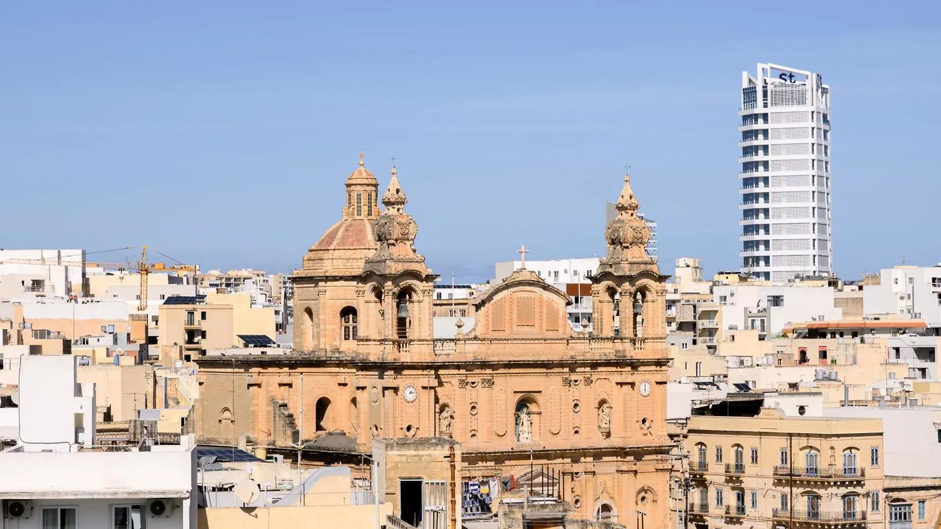 F9 Room 1, Private Double Room With Private Bathroom In Shared Flat Msida 0*,  Malta